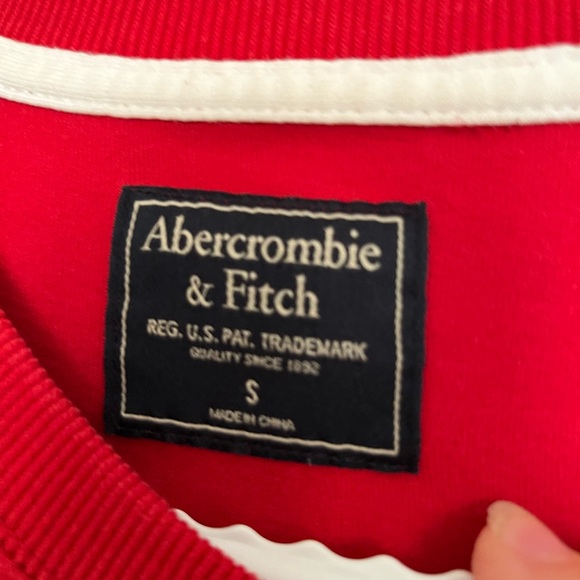 ABERCROMBIE & FITCH men’s long-sleeved t-shirt size S - Picture 3 of 6